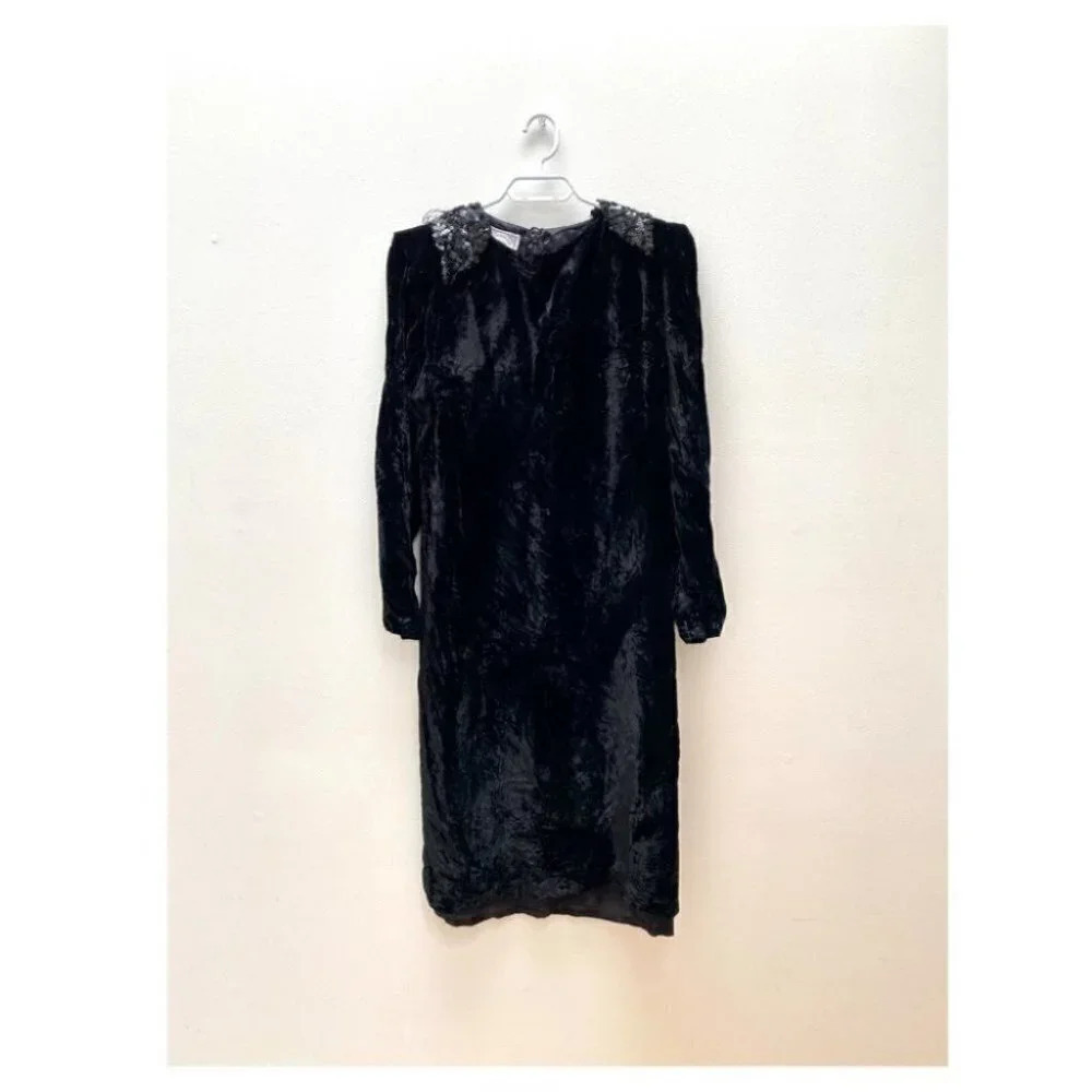 Vintage - 1980s Black Velvet Holt Renfrew Dress